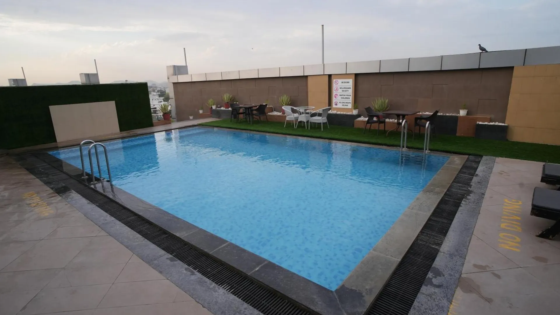 Radisson Udaipur Otel Hindistan