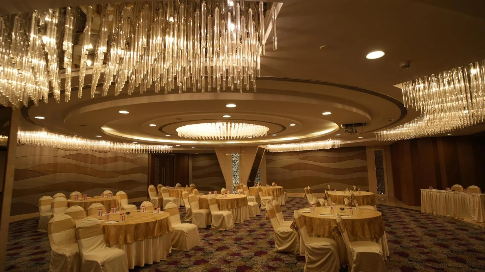 Отель Radisson Удайпур 4*,  Индия